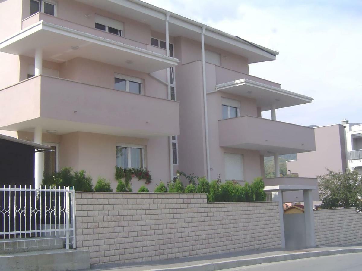 Apartmani Almica Zagreb Buitenkant foto