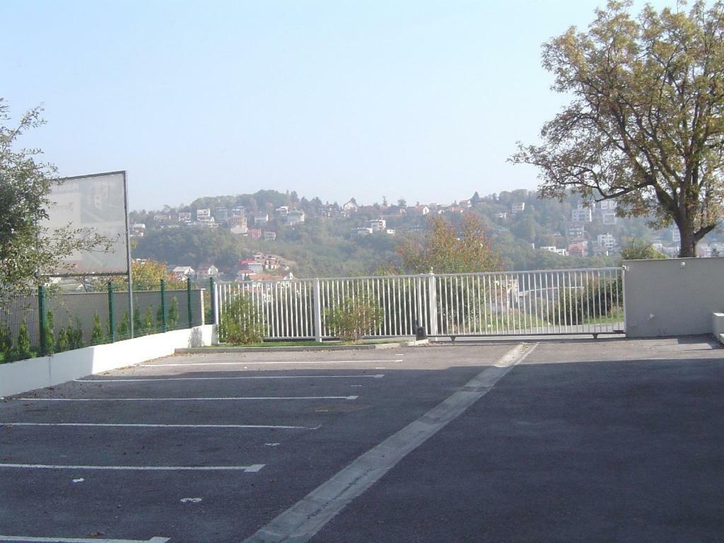 Apartmani Almica Zagreb Buitenkant foto