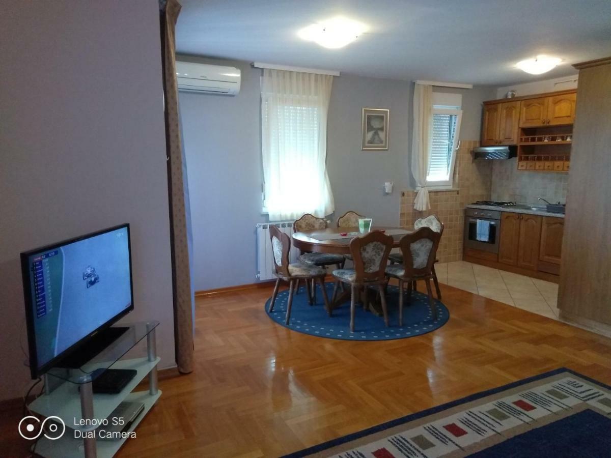 Apartmani Almica Zagreb Buitenkant foto