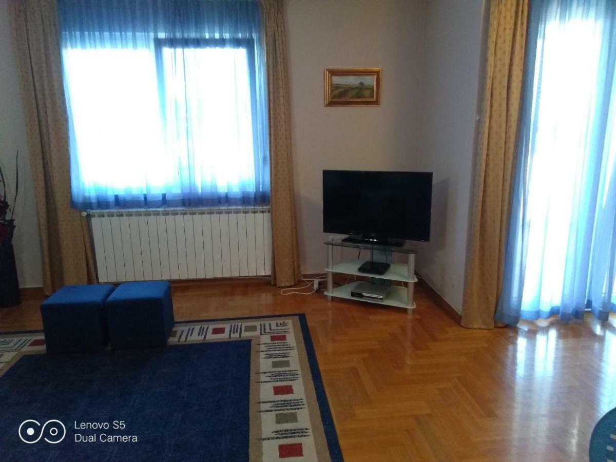 Apartmani Almica Zagreb Buitenkant foto